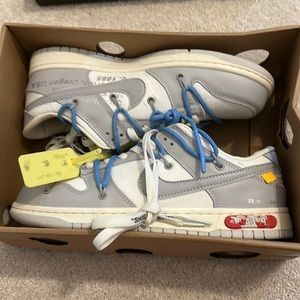 I am selling Designer sb chunky Grey Midas atlas lost UNC Coast shoes size 8.5.